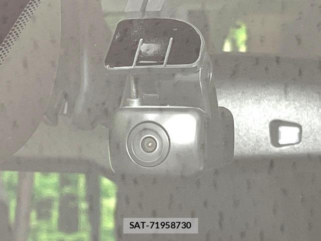 Nissan ROOX 2022-09 8277392-7