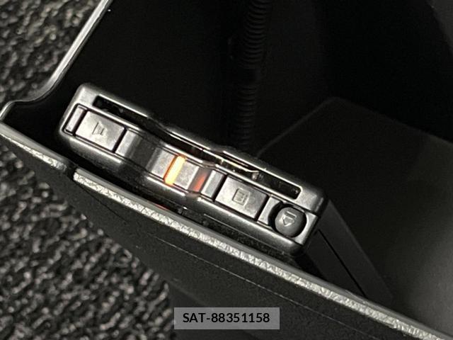 Nissan ROOX 2022-08 8277536-6