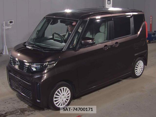Nissan ROOX 2023-08 8277901-4