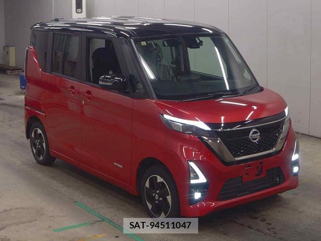 Nissan ROOX 2022-08 8277951-3