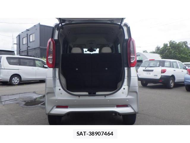 Nissan ROOX 2022-02 8278026-17
