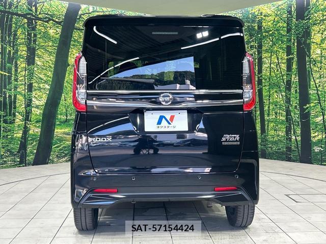 Nissan ROOX 2021-10 8278168-14
