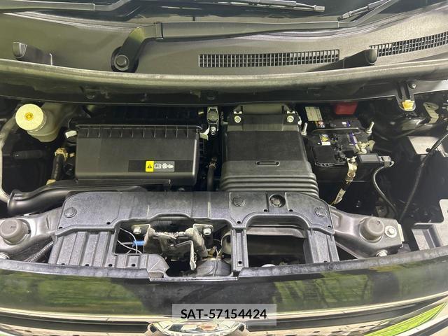 Nissan ROOX 2021-10 8278168-17