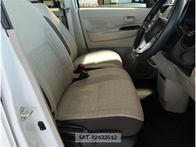 Nissan ROOX 2022-06 8279104-10