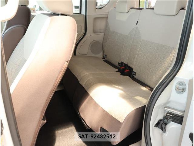 Nissan ROOX 2022-06 8279104-13