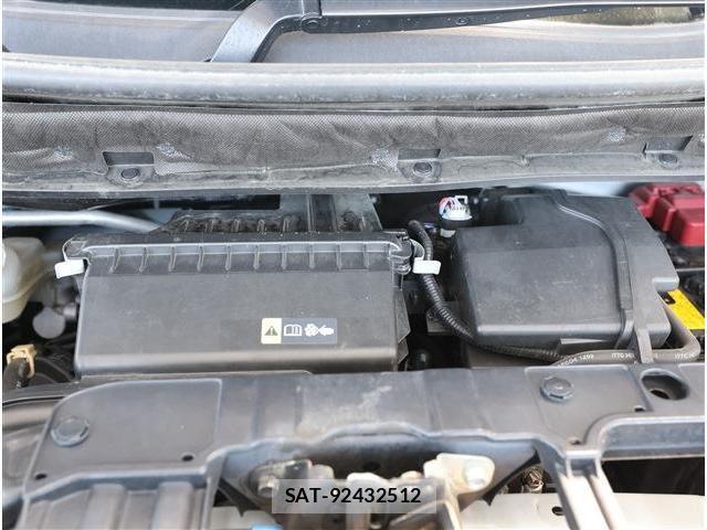 Nissan ROOX 2022-06 8279104-16