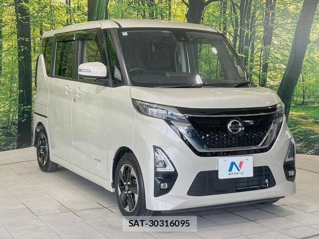 Nissan ROOX 2022-05 8279120-15