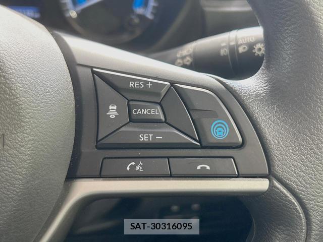 Nissan ROOX 2022-05 8279120-6