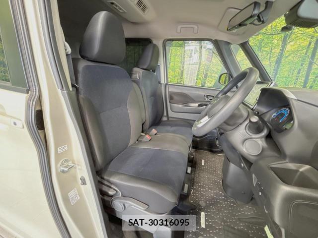 Nissan ROOX 2022-05 8279120-7
