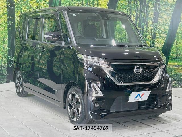 Nissan ROOX 2021-11 8279122-15