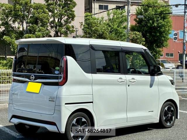 Nissan ROOX 2020-09 8279249-1