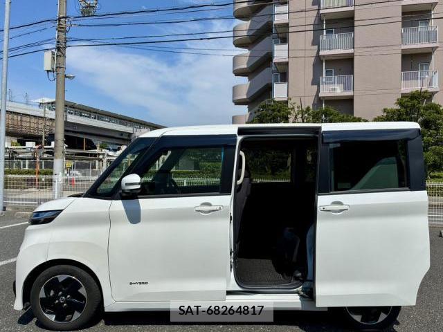 Nissan ROOX 2020-09 8279249-9