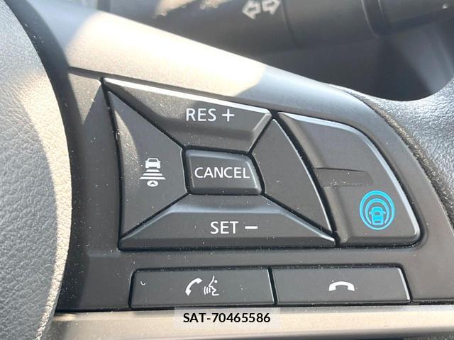 Nissan ROOX 2021-02 8279772-5