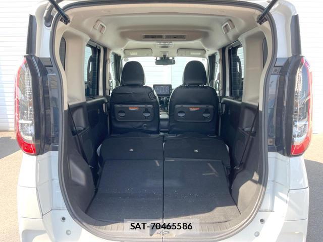 Nissan ROOX 2021-02 8279772-9