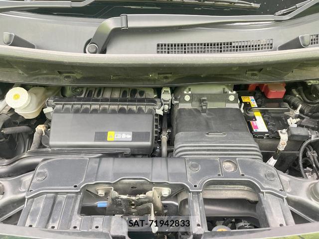 Nissan ROOX 2022-04 8279964-17