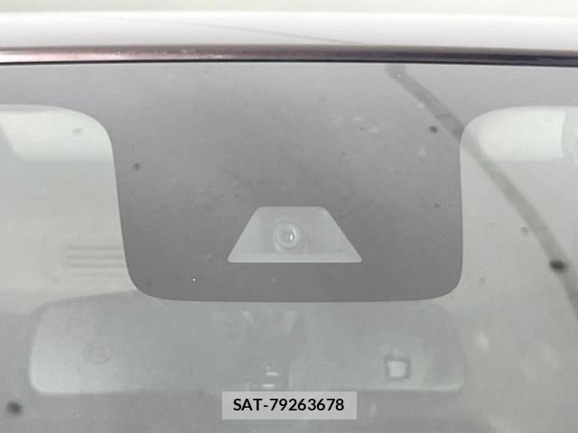 Nissan ROOX 2021-09 8279982-2