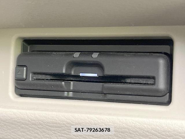 Nissan ROOX 2021-09 8279982-5