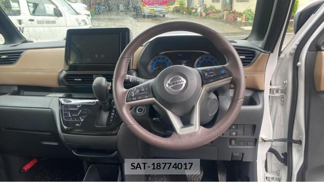 Nissan ROOX 2023-01 8281565-16