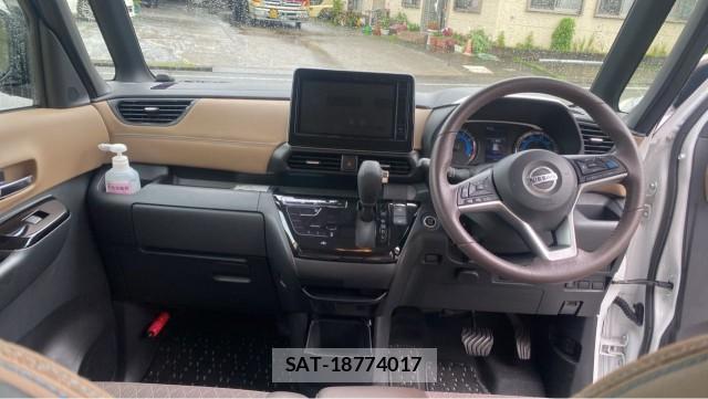 Nissan ROOX 2023-01 8281565-2