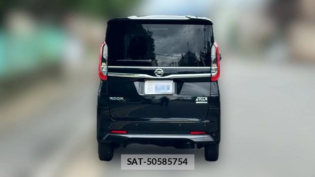 Nissan ROOX 2022-05 8282127-1