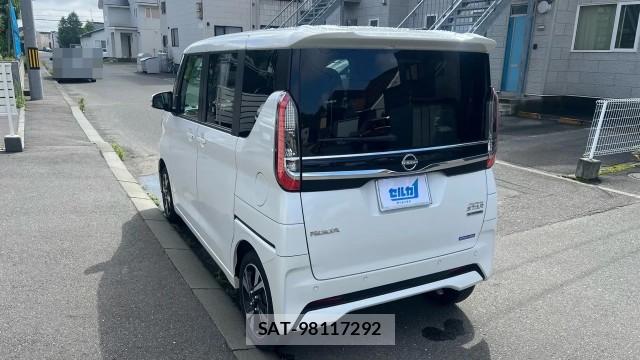 Nissan ROOX 2024-06 8282130-13