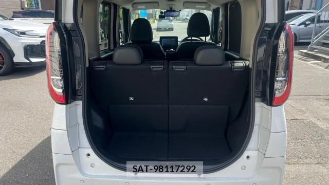 Nissan ROOX 2024-06 8282130-17