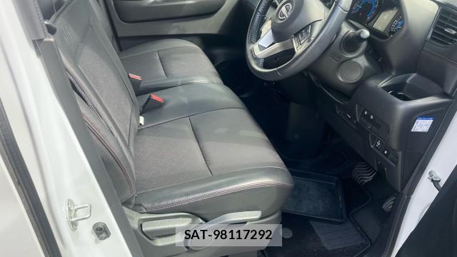 Nissan ROOX 2024-06 8282130-5