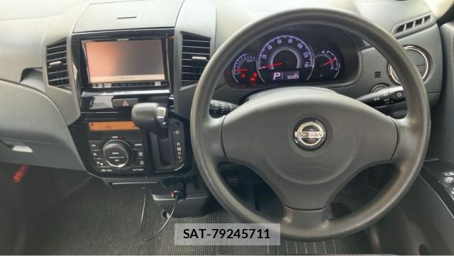 Nissan ROOX 2012-07 8282234-16
