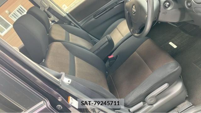 Nissan ROOX 2012-07 8282234-5