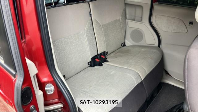 Nissan ROOX 2021-09 8282387-6