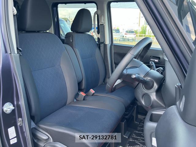 Nissan ROOX 2022-07 8282919-5