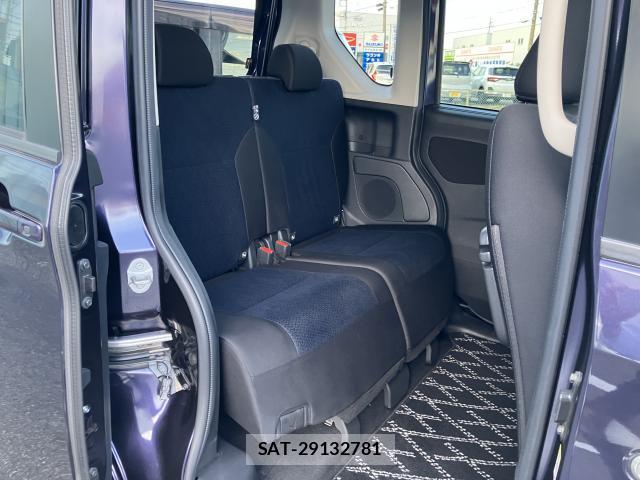 Nissan ROOX 2022-07 8282919-6