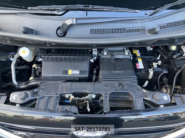 Nissan ROOX 2022-07 8282919-7