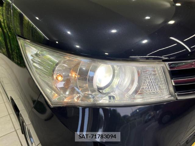Nissan ROOX 2013-02 8283150-12