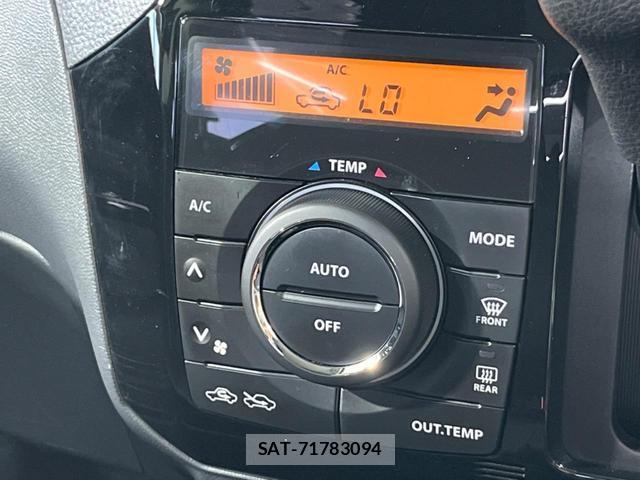 Nissan ROOX 2013-02 8283150-6