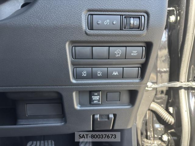 Nissan ROOX 2026-06 8283328-14