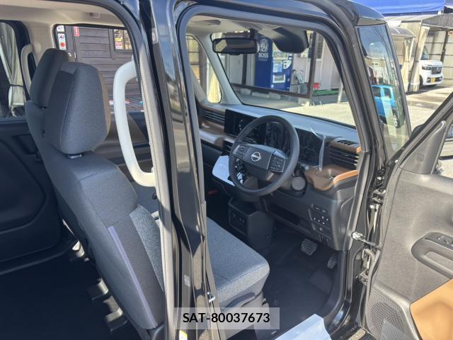 Nissan ROOX 2026-06 8283328-9