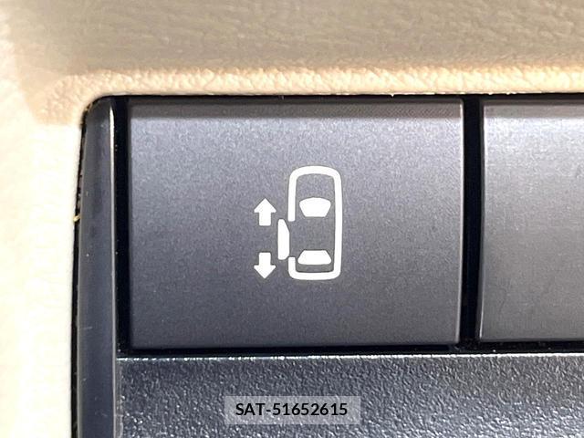 Nissan ROOX 2021-03 8283472-4