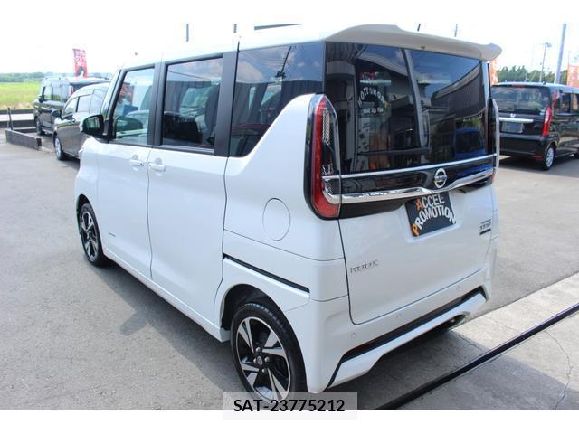 Nissan ROOX 2022-09 8283508-1