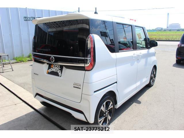 Nissan ROOX 2022-09 8283508-14