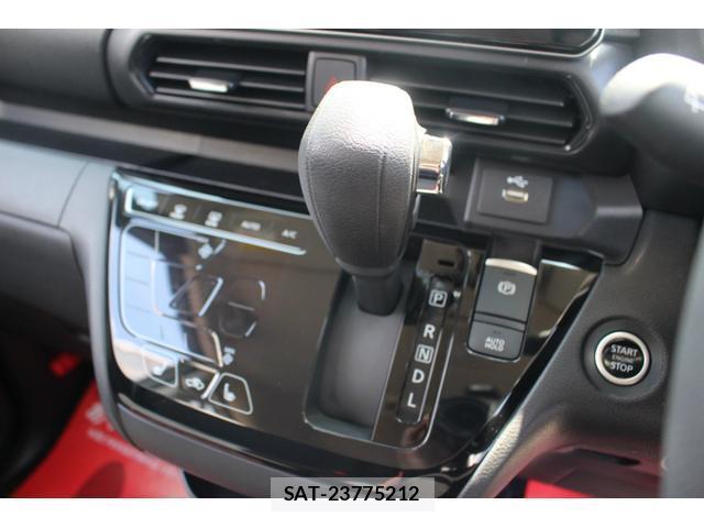 Nissan ROOX 2022-09 8283508-7