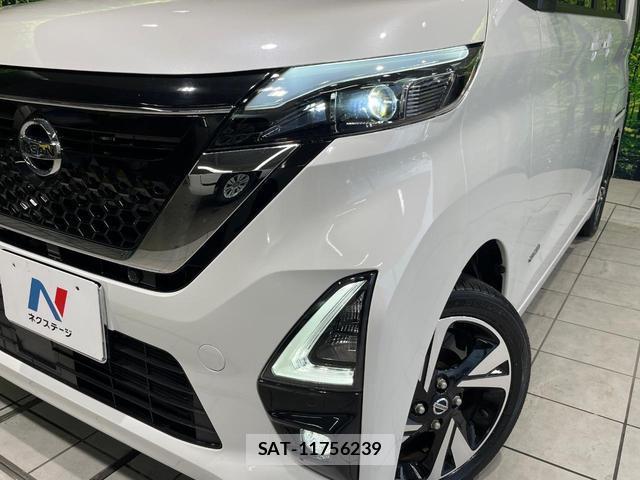 Nissan ROOX 2021-08 8283649-12