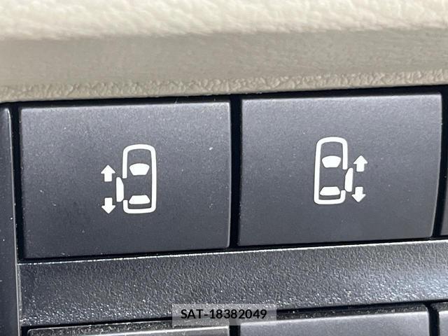 Nissan ROOX 2021-09 8283670-4