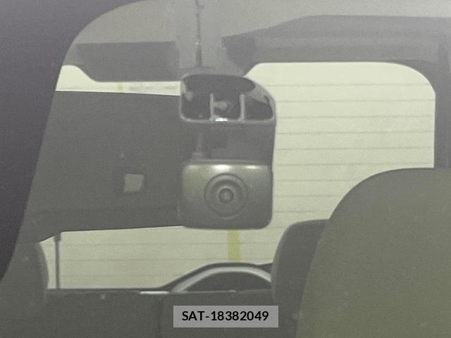 Nissan ROOX 2021-09 8283670-5