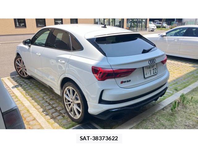 Audi RS Q3 2021-03 8284229-2