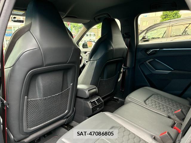 Audi RS Q3 2022-06 8285097-18