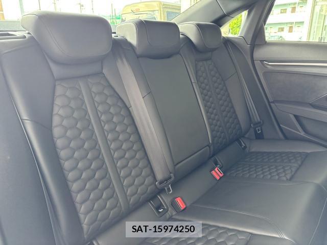 Audi RS3 2023-12 8280415-4