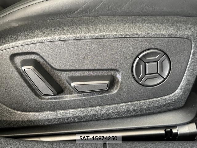 Audi RS3 2023-12 8280415-8