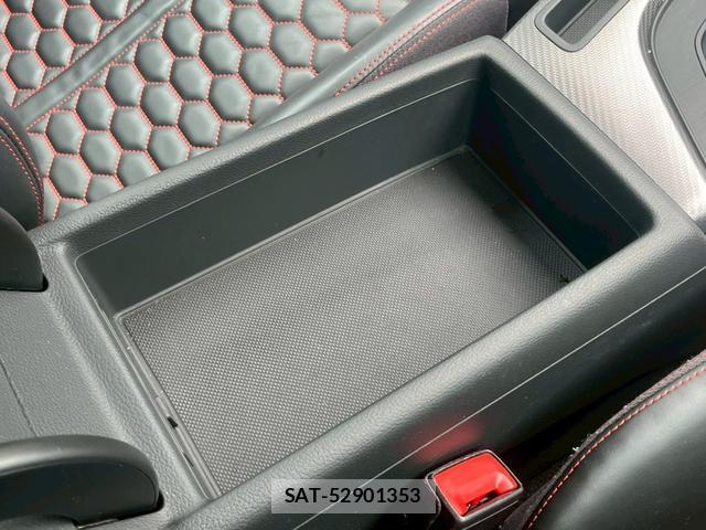 Audi RS5 2017-12 8284069-4