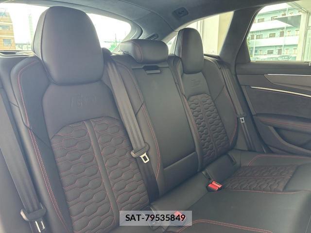 Audi RS6 2023-02 8280419-4